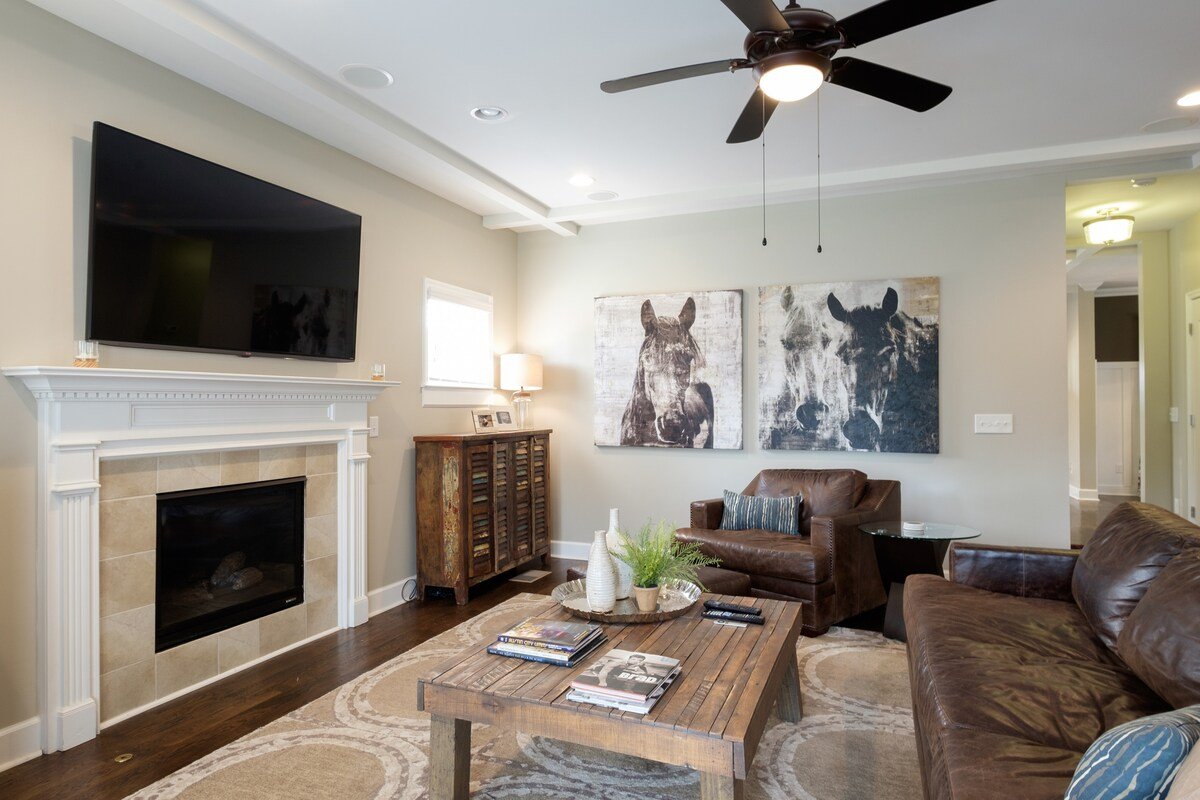 Spacious Home in Cool East Nashville – #2019071966 gallery image 3