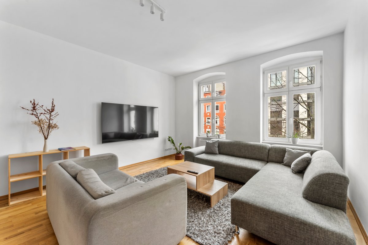 120sqm Apartment Prime Location