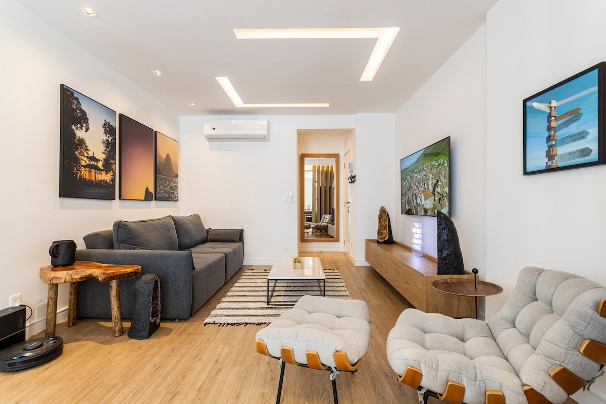 Fun-Filled Getaway on Ipanema Beach gallery image 3