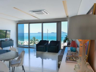 Leblon, Best Ocean Front, five star Stay!