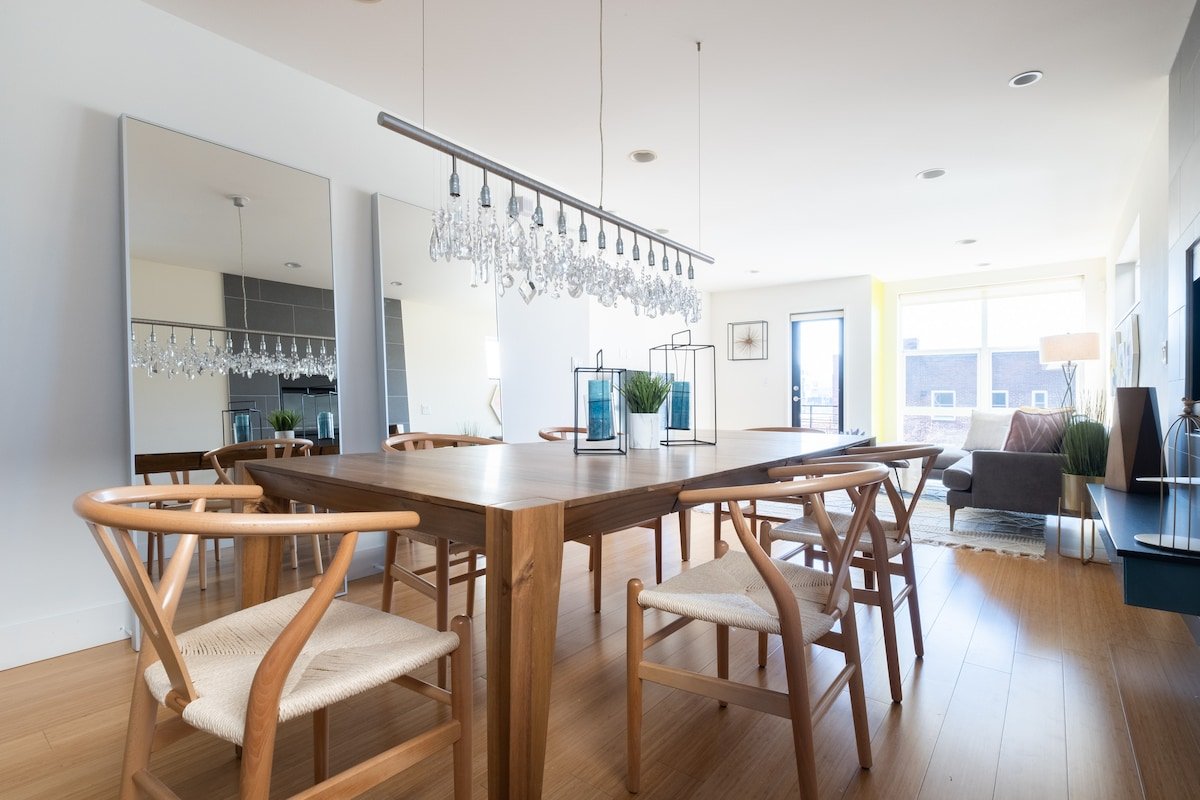 3BR Urban Oasis w/ Deck & Near Space Needle gallery image 5