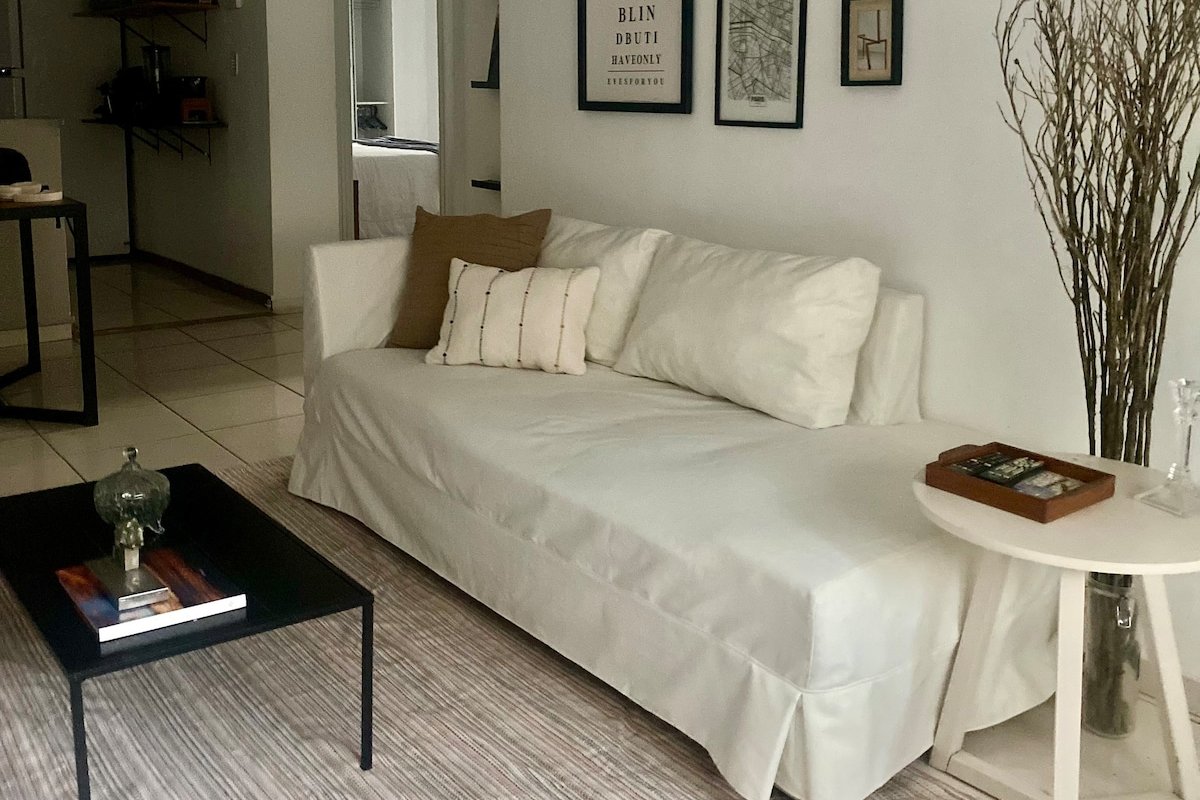 Conforto na quadra da praia de Copacabana /posto 6 gallery image 2