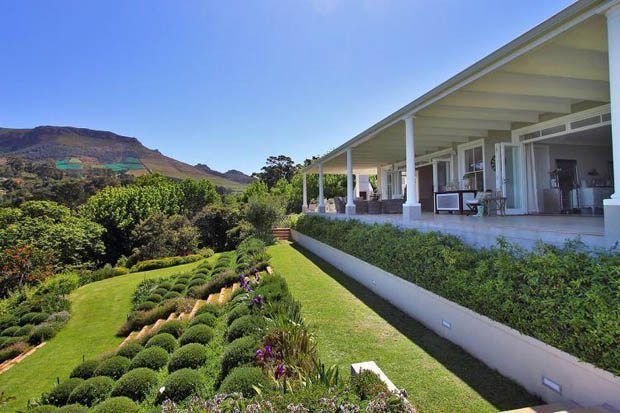 Photo 2 of Constantia Cape Velvet accommodation in Constantia, Cape Town with 7 bedrooms and 7 bathrooms