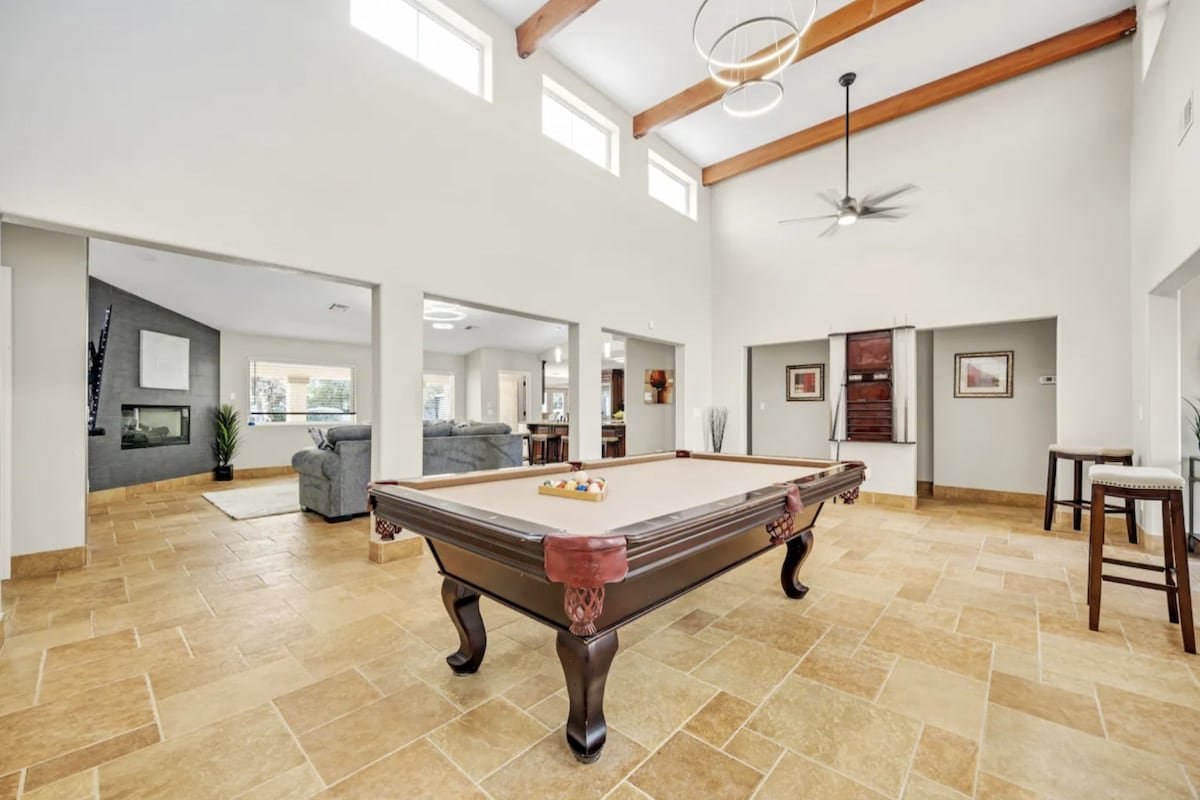 Luxury Las Vegas Oasis with Pool and Hot Tub gallery image 5