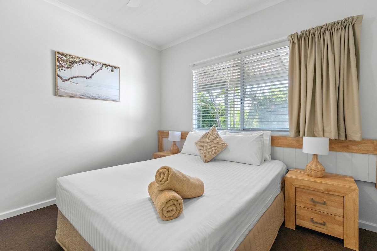 Cable Beachside Villa – 2 Bedroom gallery image 3