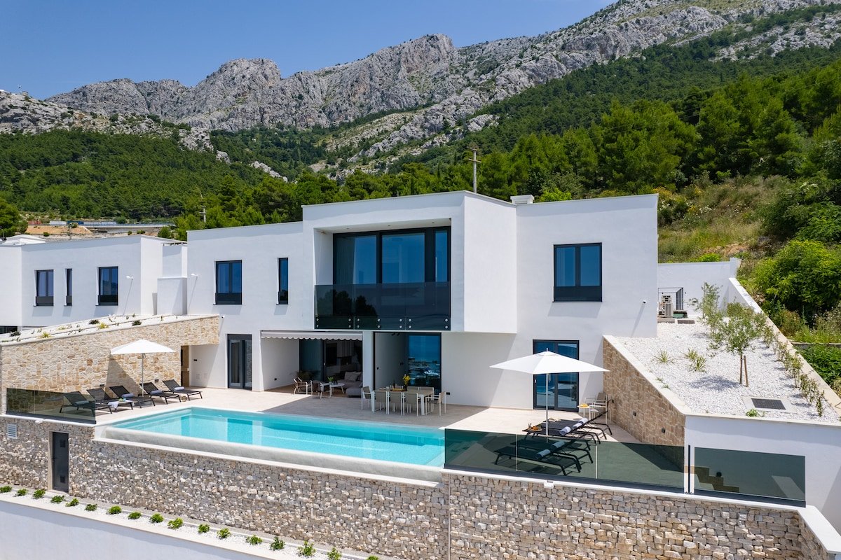 Villa Loma, Brzet, Omiš