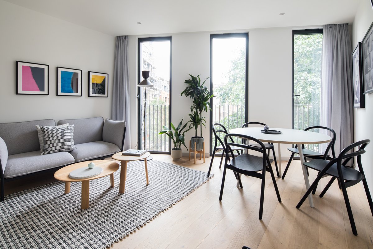 Brilliant Oxford Circus Triplex -Netflix&Nespresso