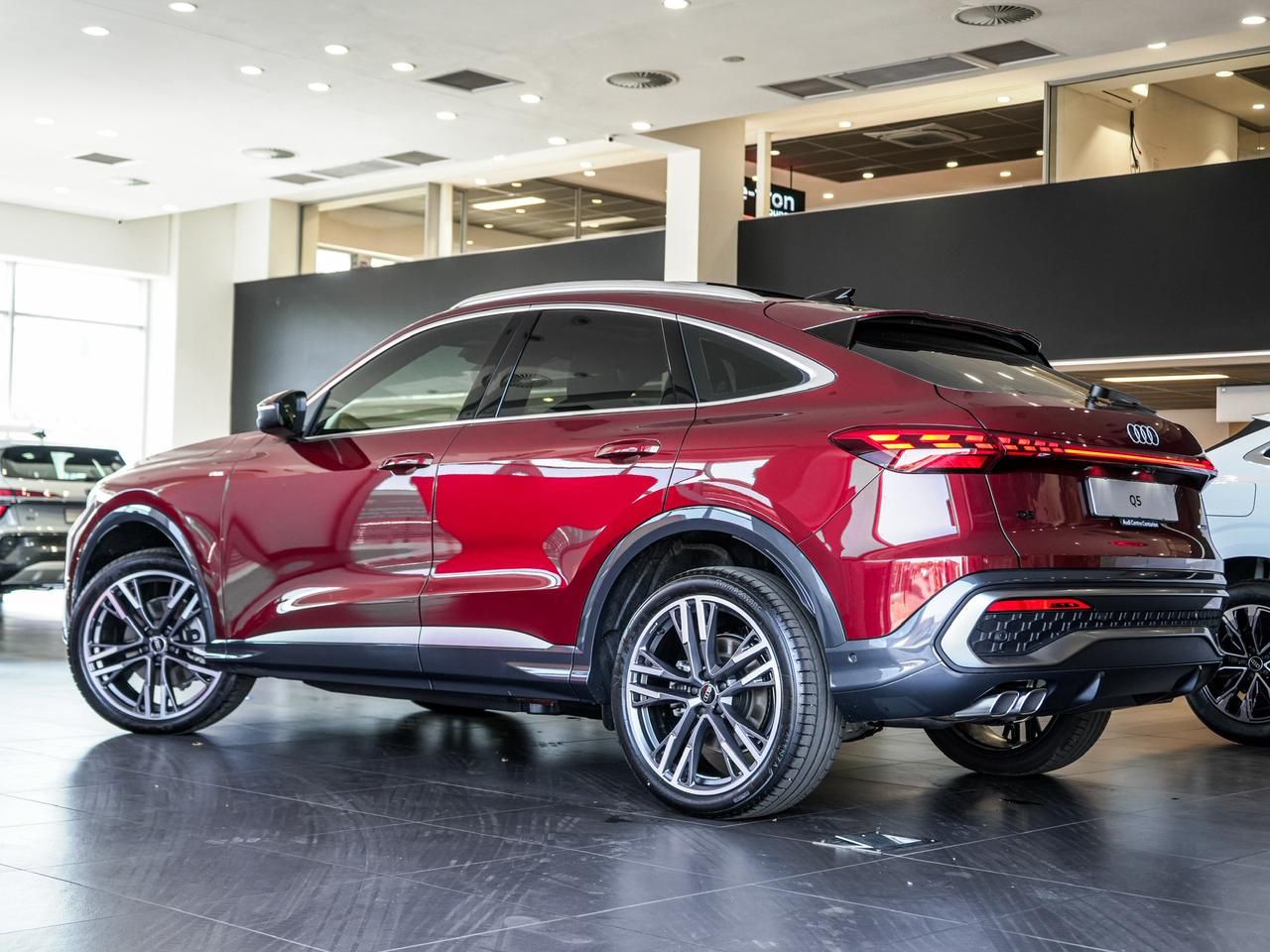 AUDI Q5 SPORTBACK 2.0 TDI QUATTRO S TRONIC S LINE for Sale in South Africa