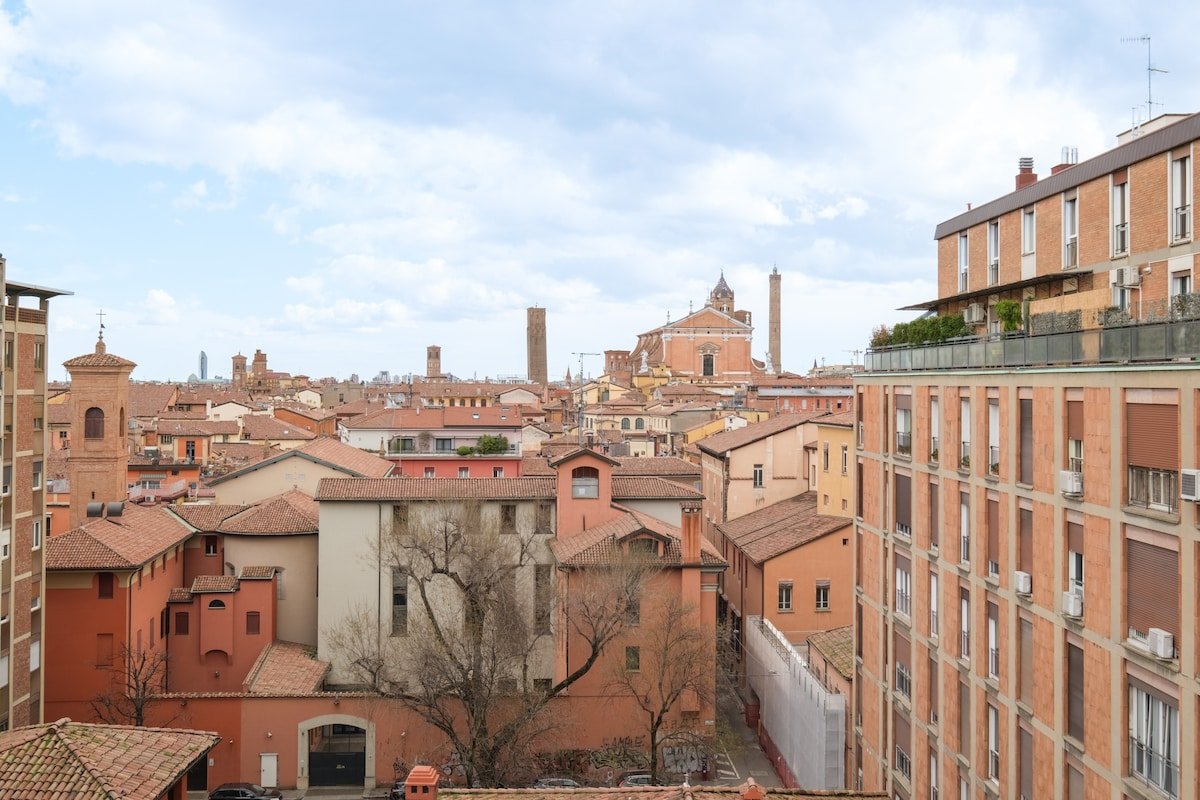 5*Stars Penthouse magic view in the historic town gallery image 5