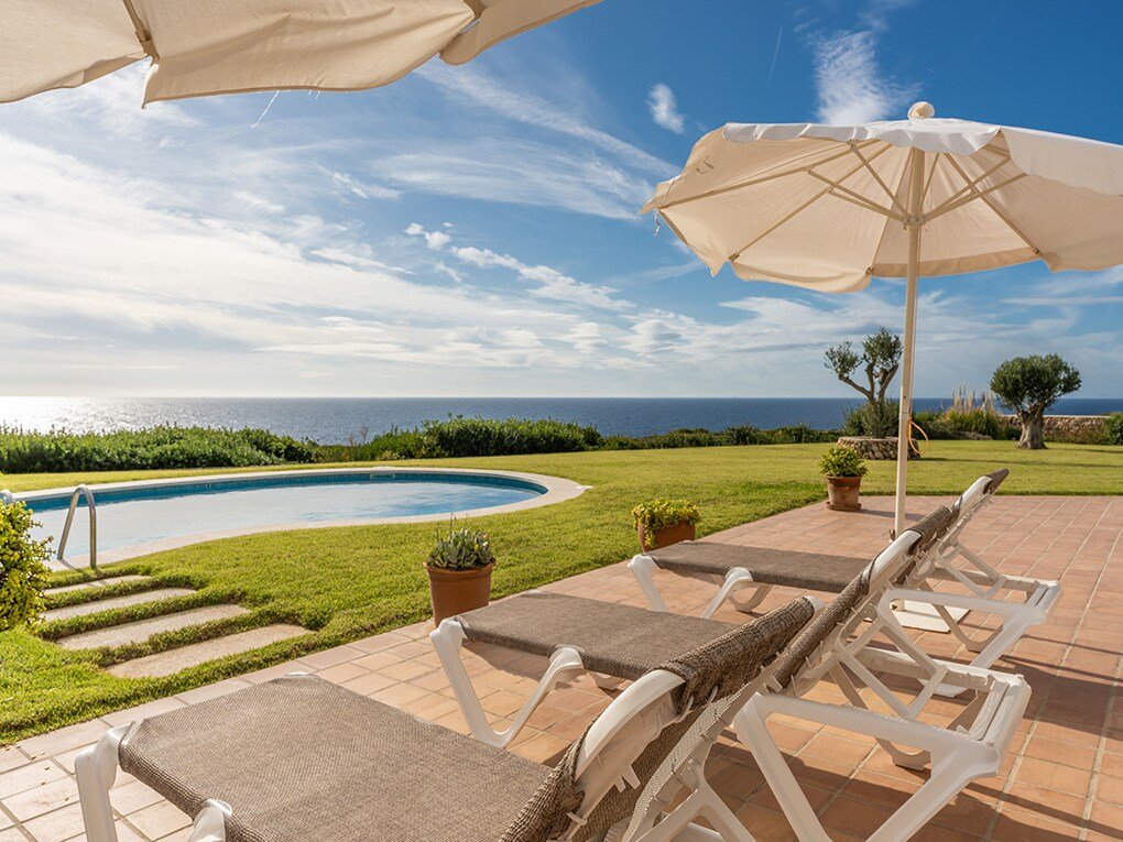 Spectacular front line villa in Binidalí, Menorca gallery image 3