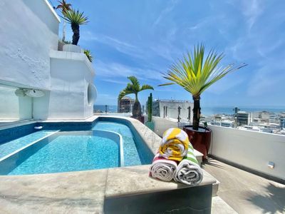 3 bedroom penthouse with pool – Copanema