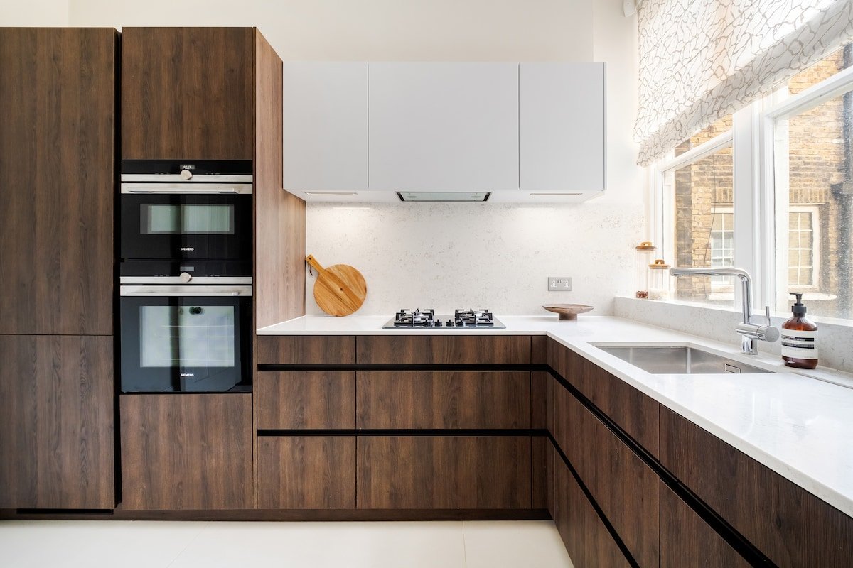 Stunning Knightsbridge Cadogan Square Flat gallery image 5