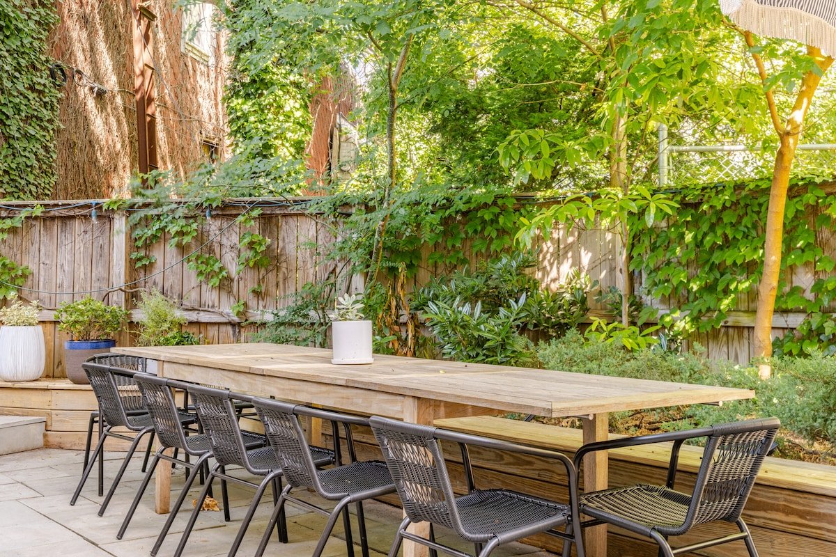 Beautiful house in the heart of Williamsburg gallery image 5