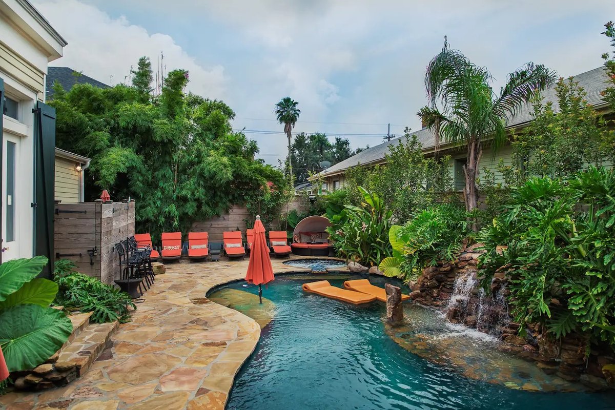 Decadent Maison | Private Heated Pool