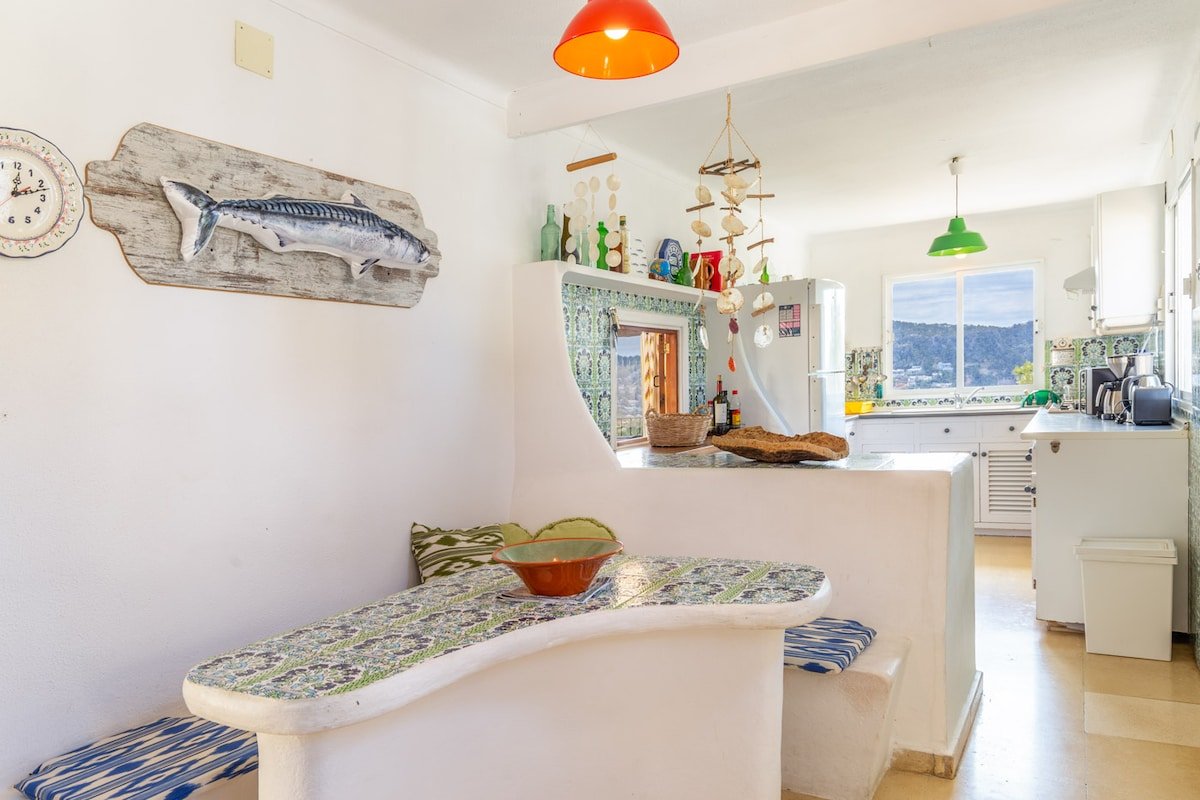 Villa Ancora – Views at La Mola gallery image 4