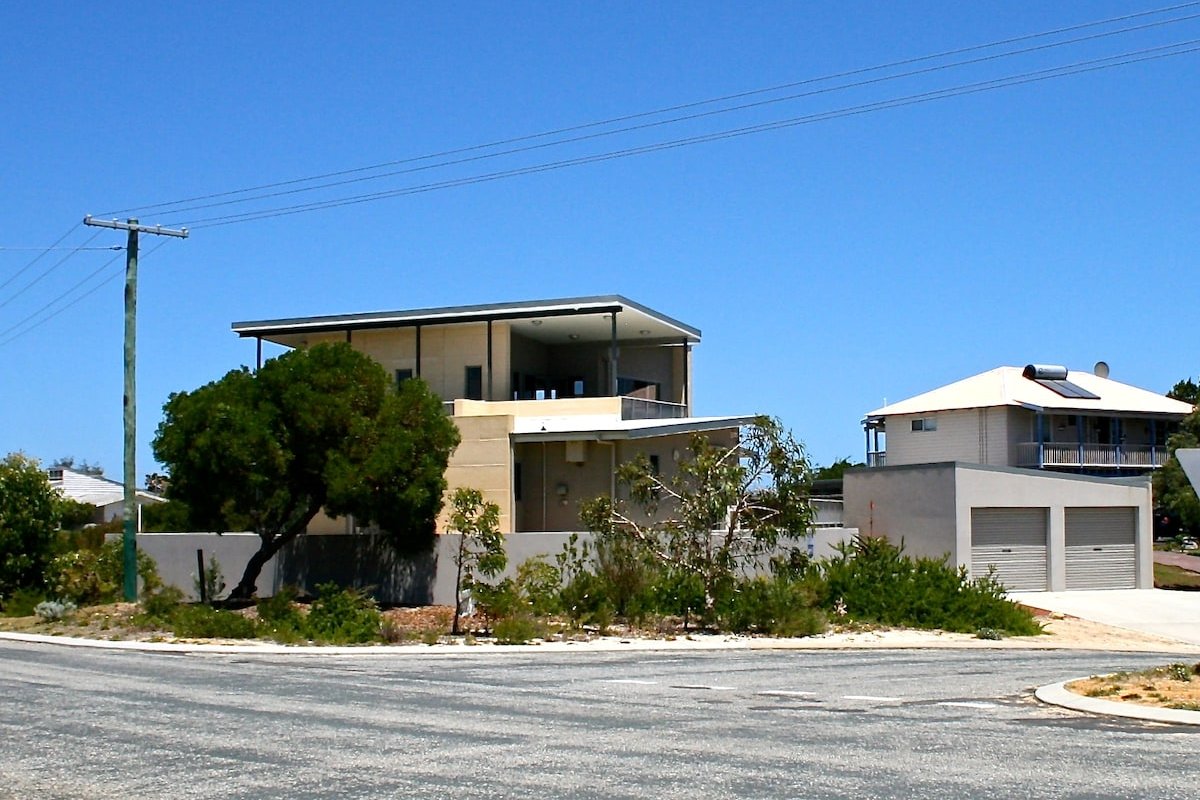 Moore River Escape Guilderton – 360 degree views. gallery image 3