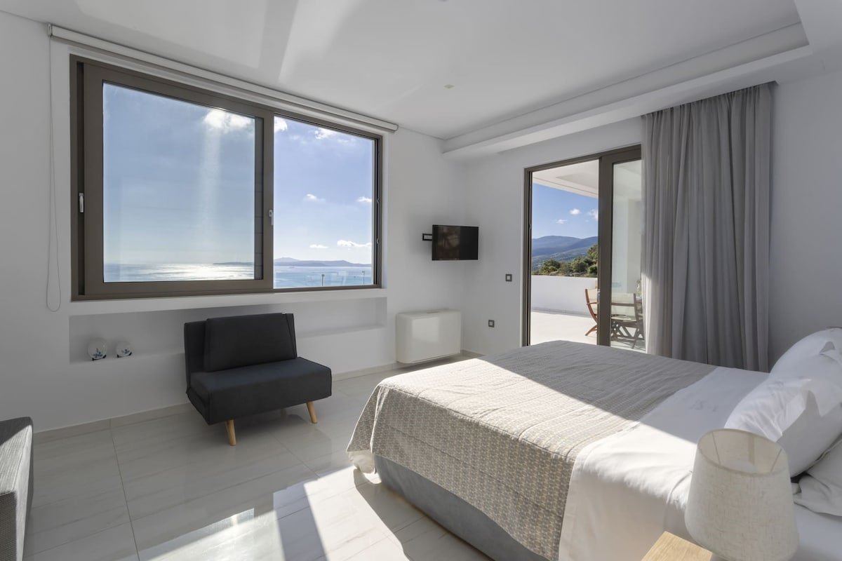 Aurora gallery image 4