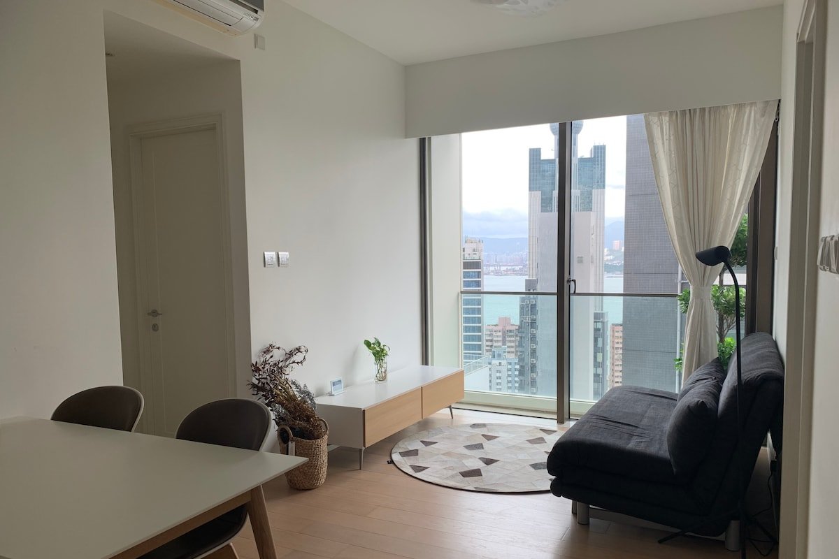 Lovely two bedroom apartment in Sai Ying Pun gallery image 2