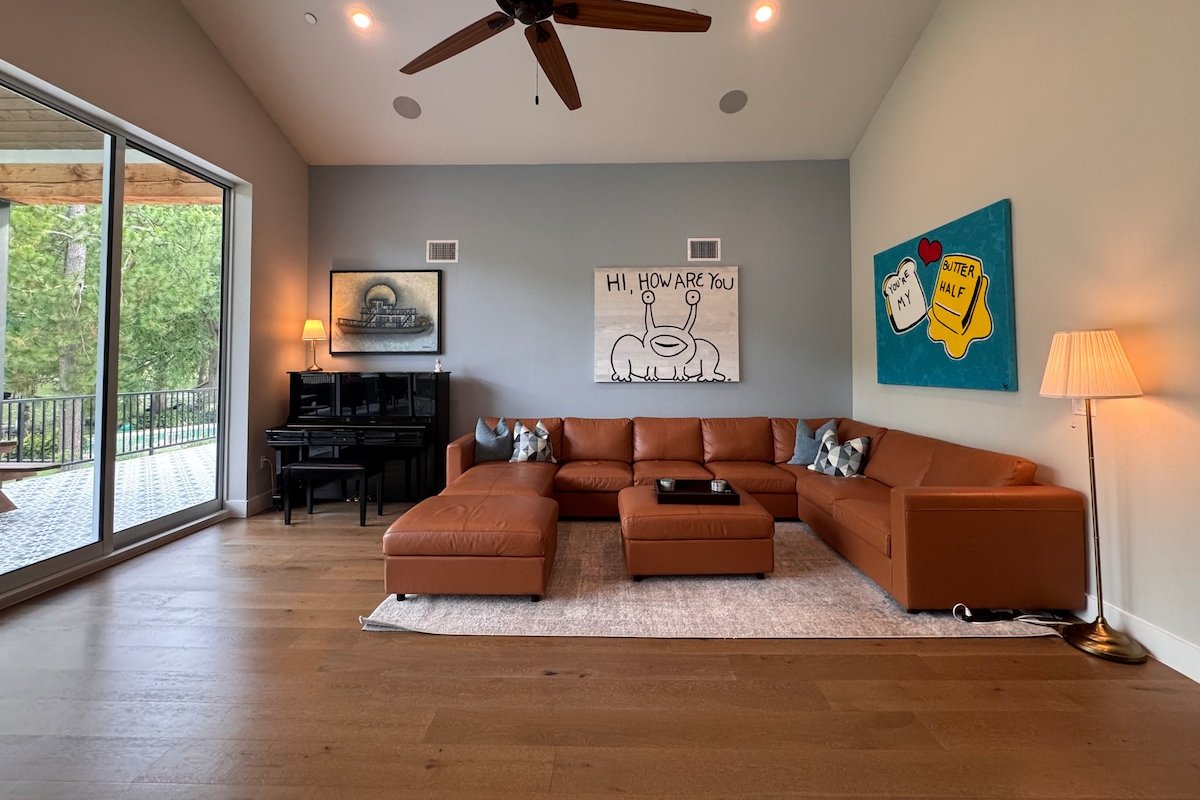 Lake Austin 4B Villa-Pickleball/Pool/Home Theater- gallery image 4