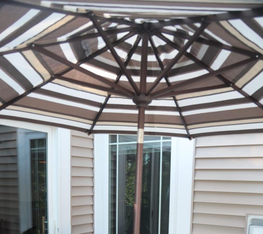 Beautiful House near the lake gallery image 4