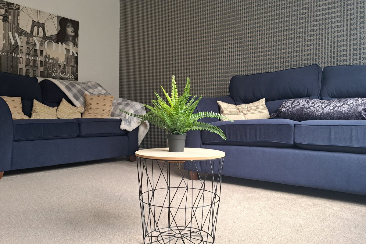 5* | 3 Bed Home | Free Parking | Prime Location