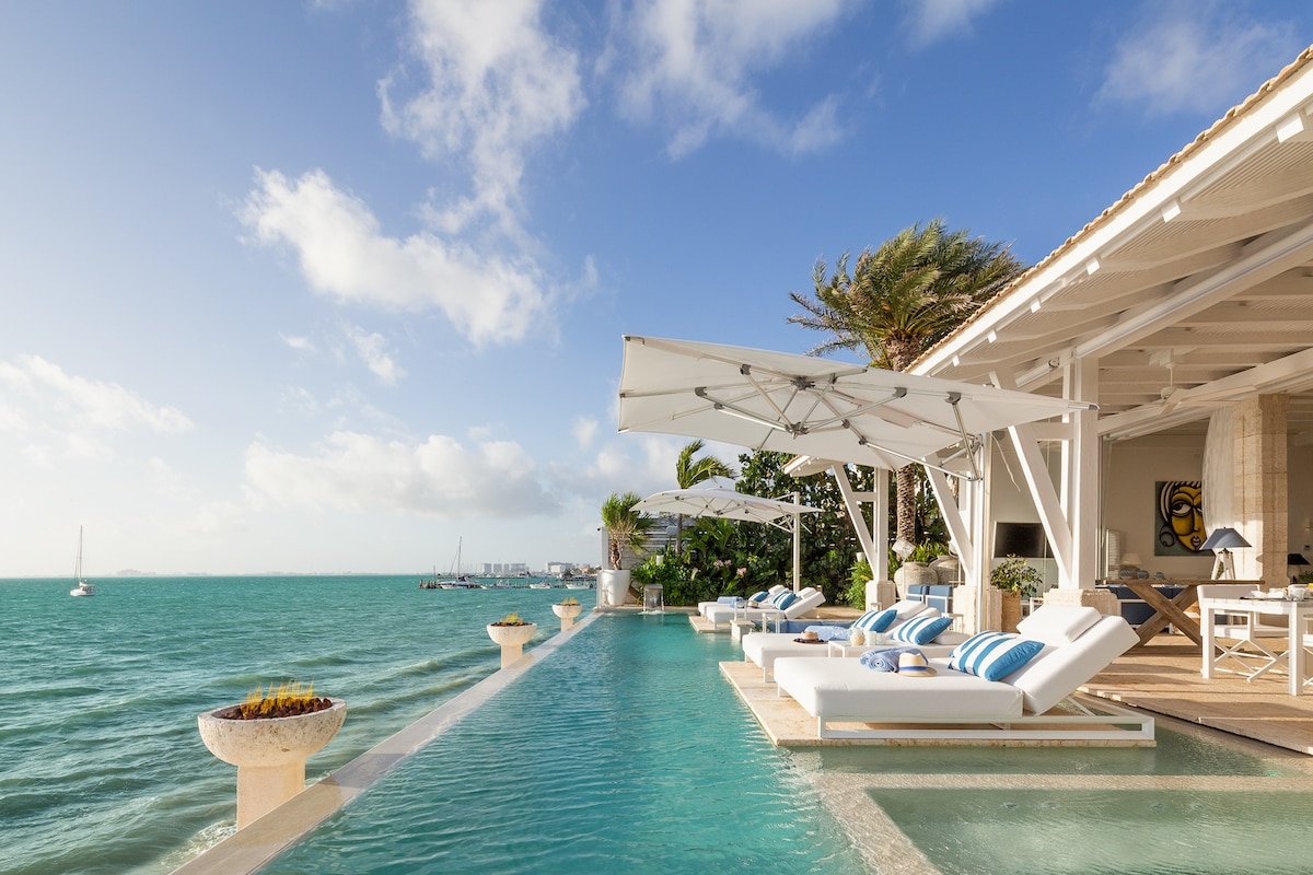 Villa Sha – Luxury Beachfront Villa in Cancun gallery image 2