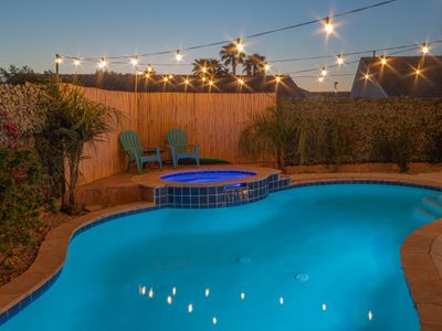 Good Vibes off the strip, Secret Room&Loft