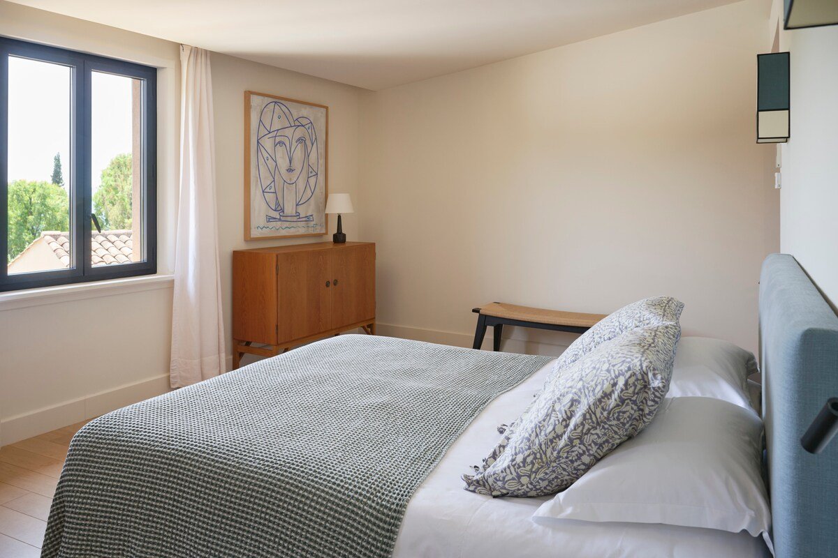 Beauvallon gallery image 4