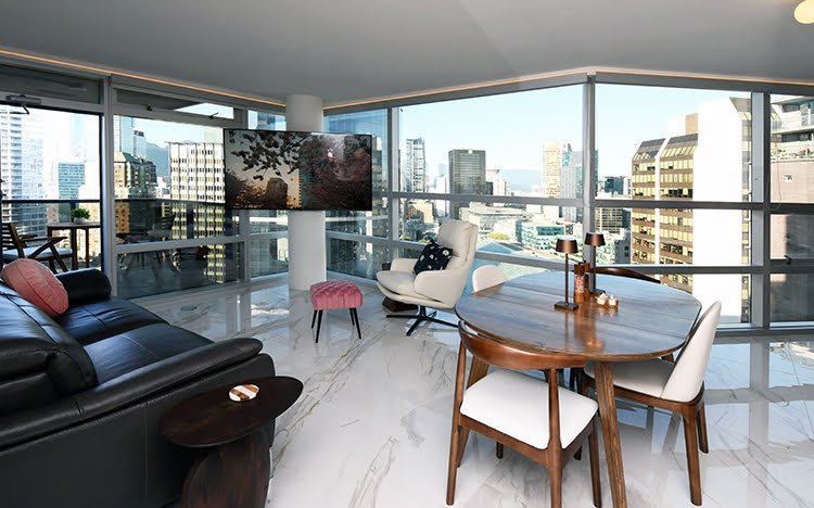 Steam Shower | 75″ TV! | Parking | Heated Floors