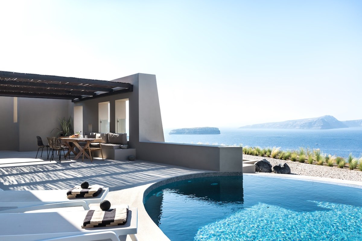 Luxury Villa with Private Heated Pool Arota Villas gallery image 2