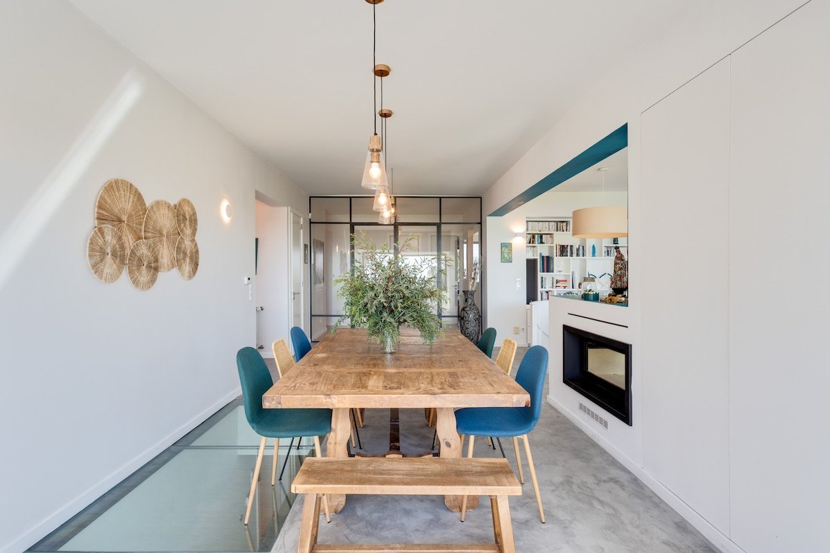 Garden Seaside Villa by CadenzaLux gallery image 4