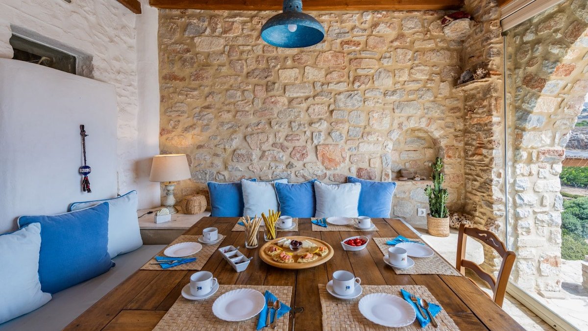 Blue Greens eco friendly luxury villa gallery image 5