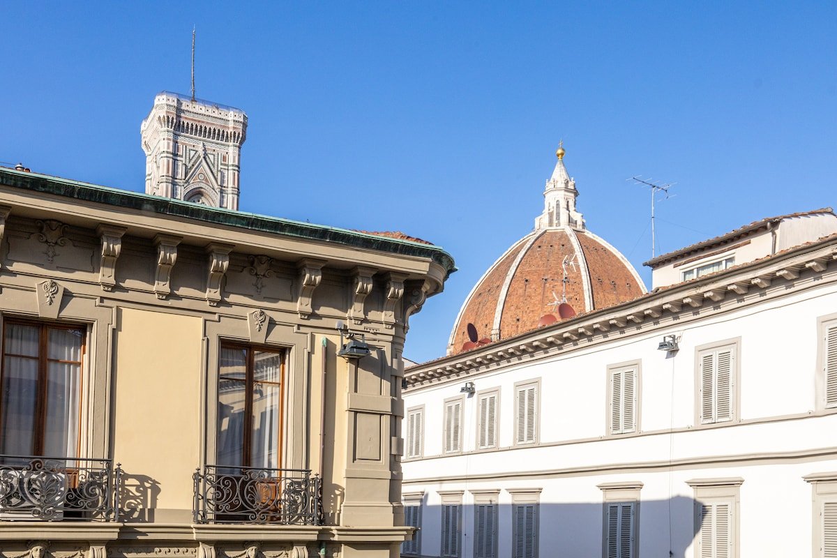 Dante Alighieri Luxury [A.C and elevator] gallery image 5