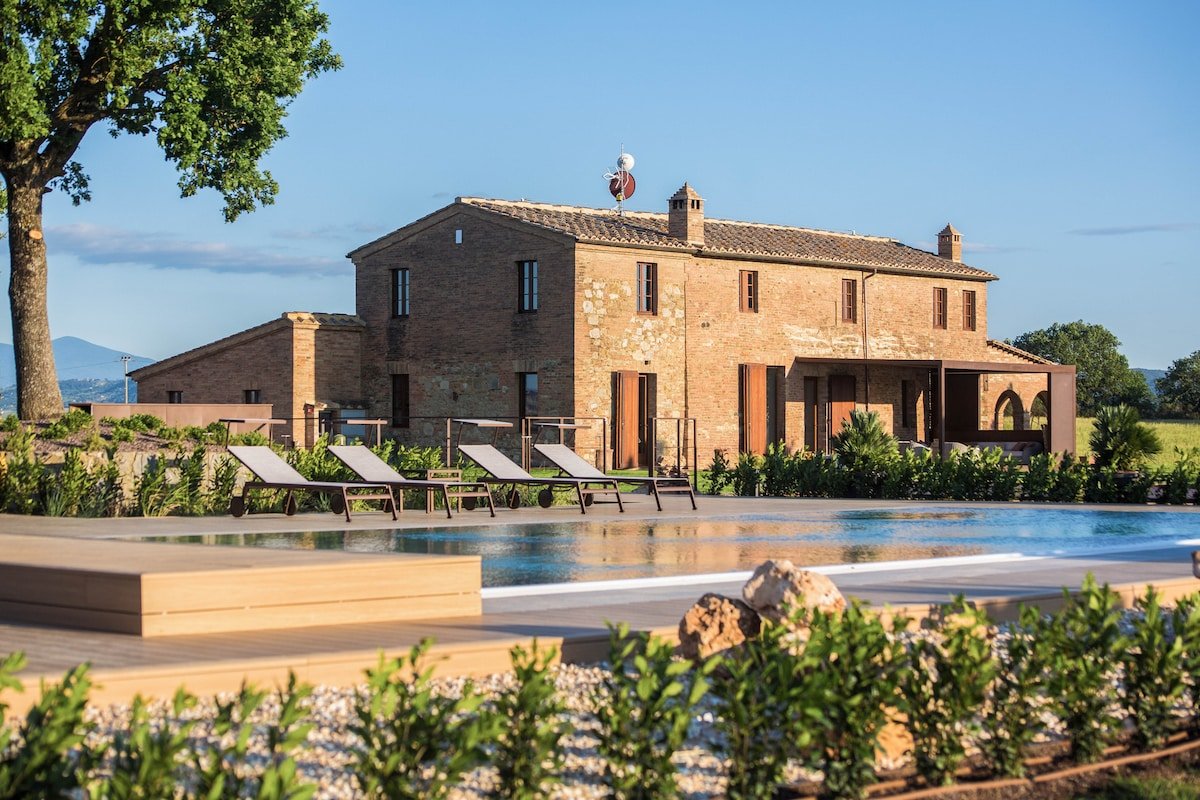 Villa Il Poggino gallery image 2