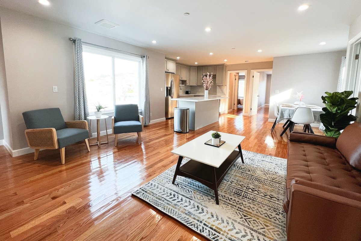 8bd/8ba Unique Spacious Clean Home gallery image 3