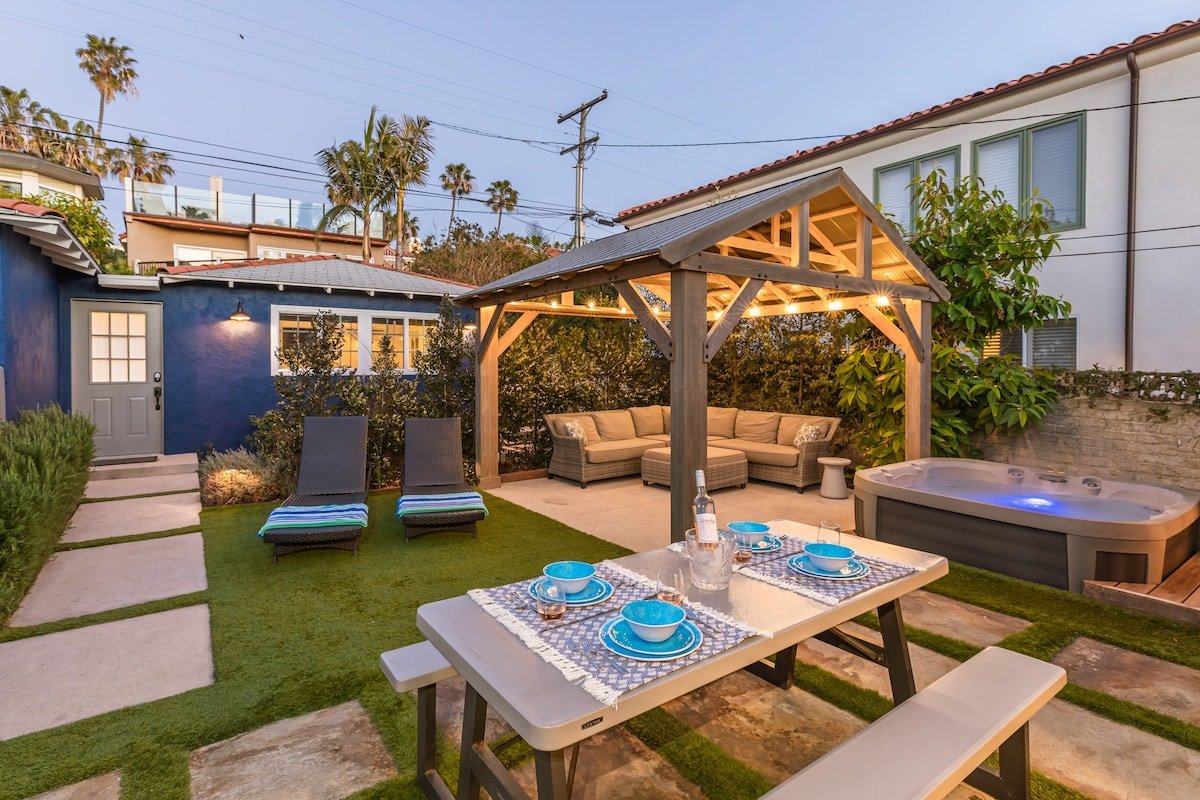 La Jolla Beach Bungalow | 4BR w/ Hot Tub & Casita gallery image 2