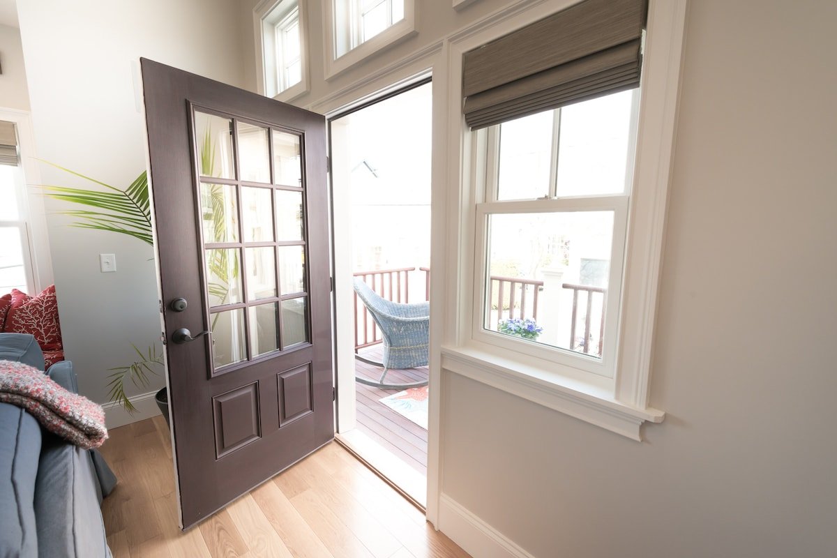 Private Home Near Beaches, Mansions, Ocean Drive gallery image 3