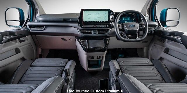 FORD TOURNEO CUSTOM 2.0D TITANIUM X A/T - 67 