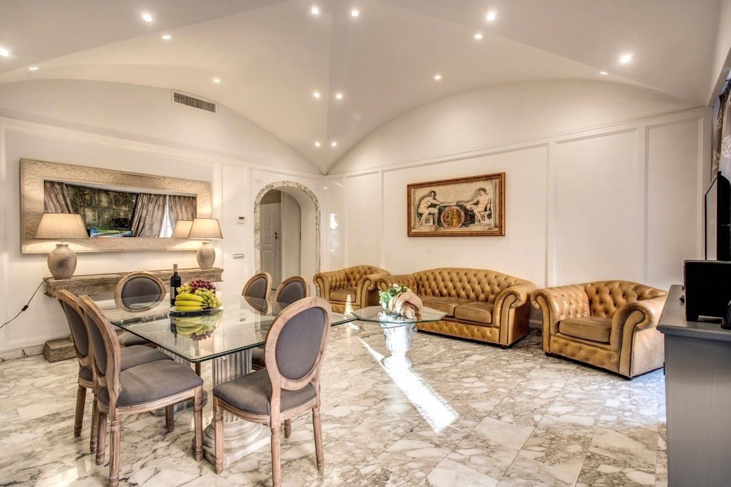 Crispi Holiday Inn gallery image 5