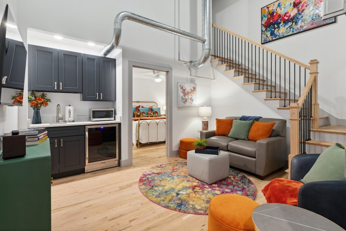 Majestic Lofts #603 – Printers Alley! gallery image 2