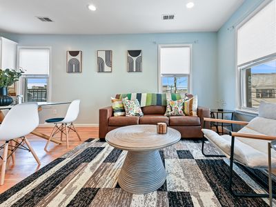 Spacious 3Bed Retreat w. Parking & Easy NYC Access