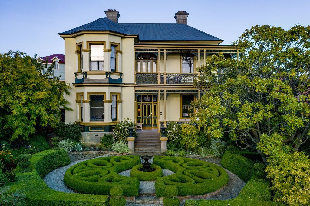 The Coach House – Historic Stay in Glebe gallery image 3