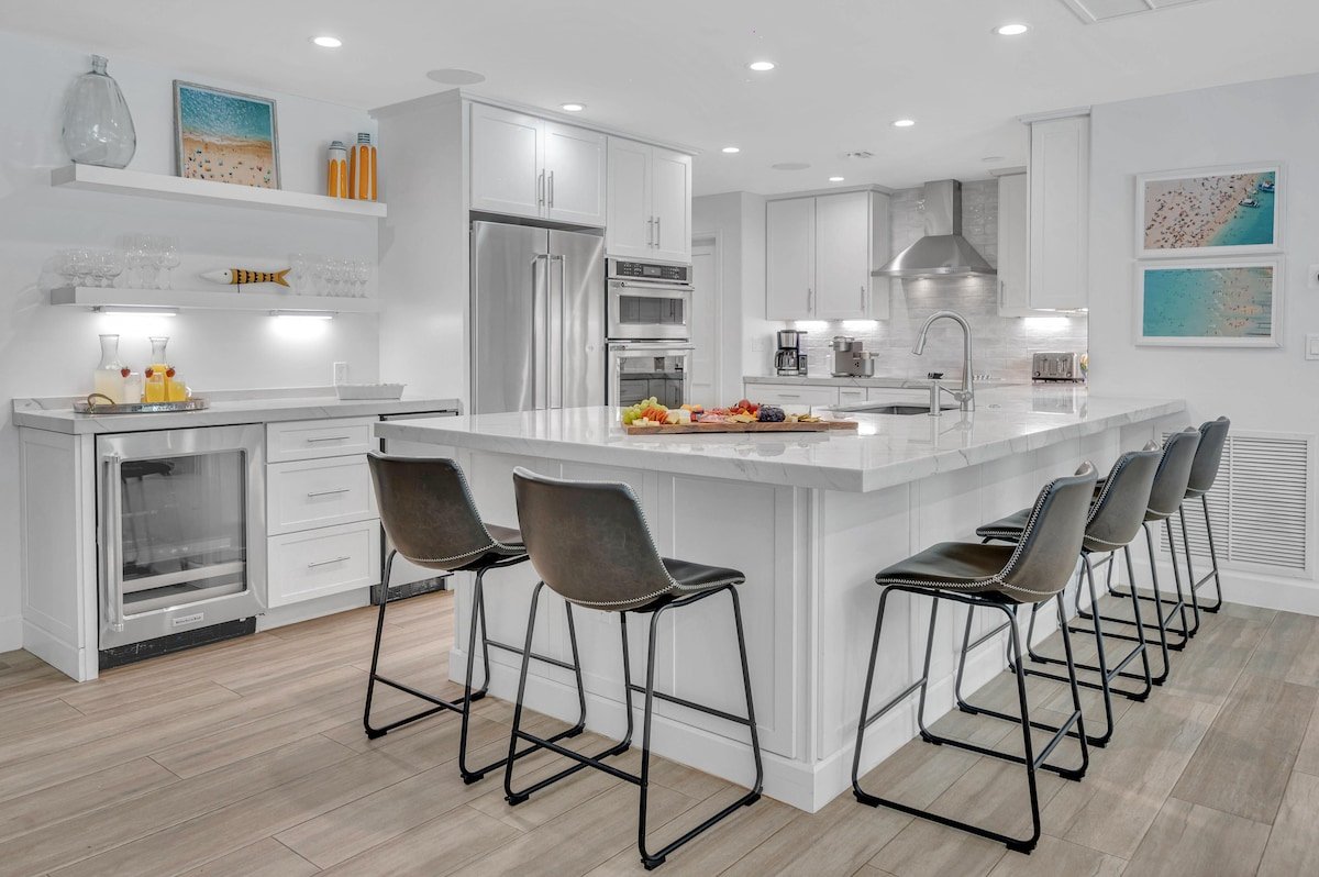 Coastal Style Haven | Manatee Ranch Key gallery image 3