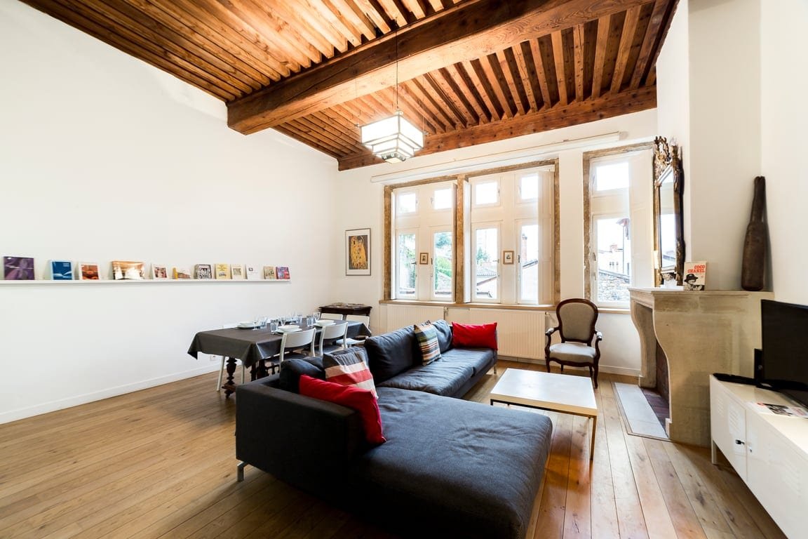 Large duplex in the heart of Old Lyon gallery image 4