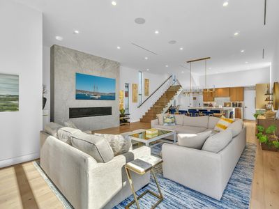 Luxe Retreat on Balboa Island | Walk to Shops