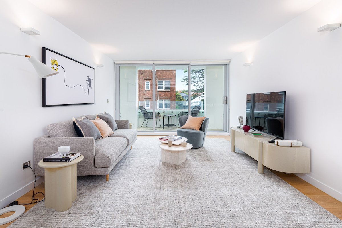 Bondi Beach Coastal Living gallery image 3