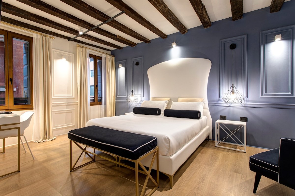 2 bedrooms-Apartment close to San Marco Square gallery image 2