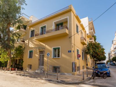 Troon of Athens Zefiros