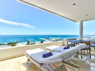Panorama Apartment at Ocean View House, Camps Bay