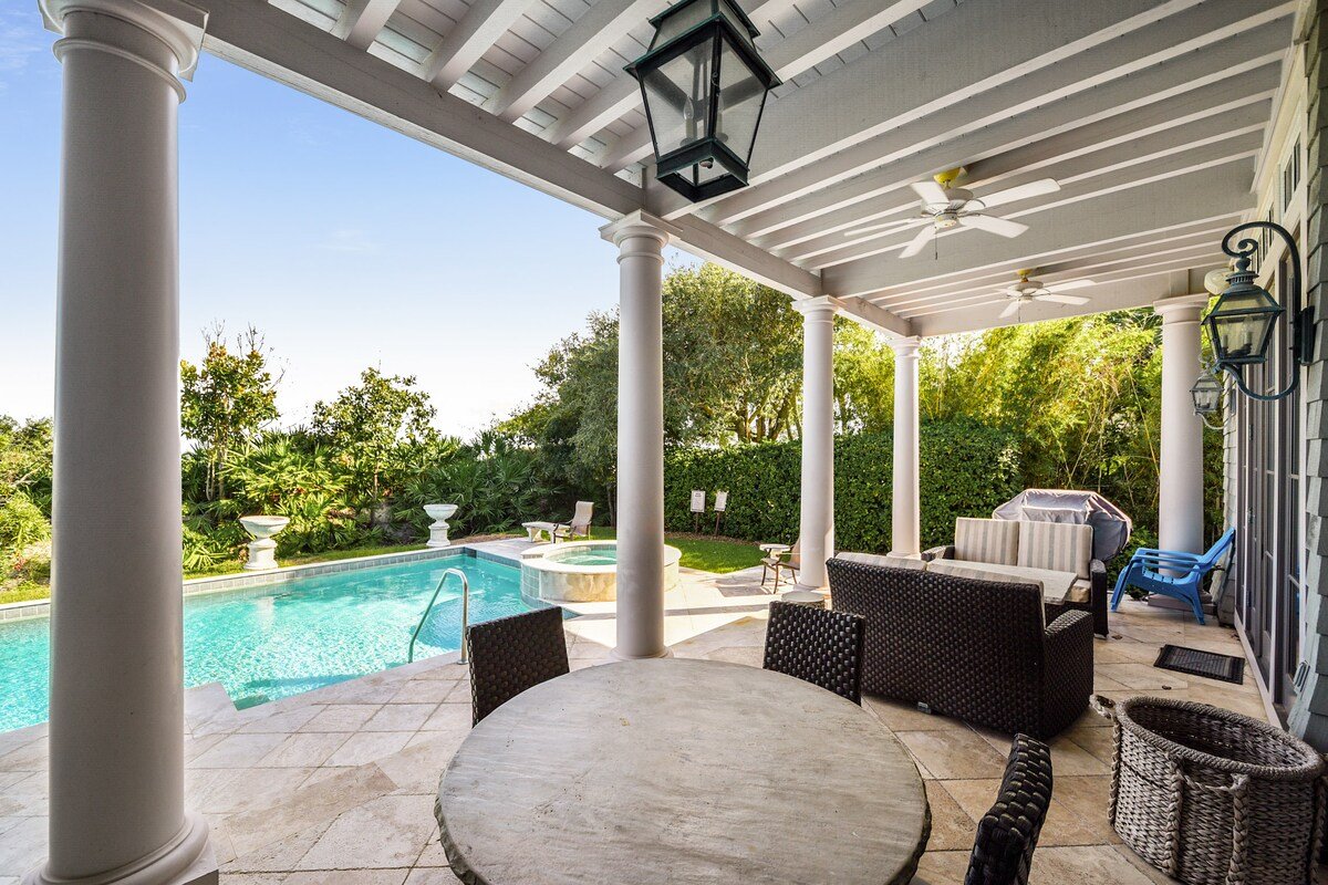 Eastern Wind gallery image 4